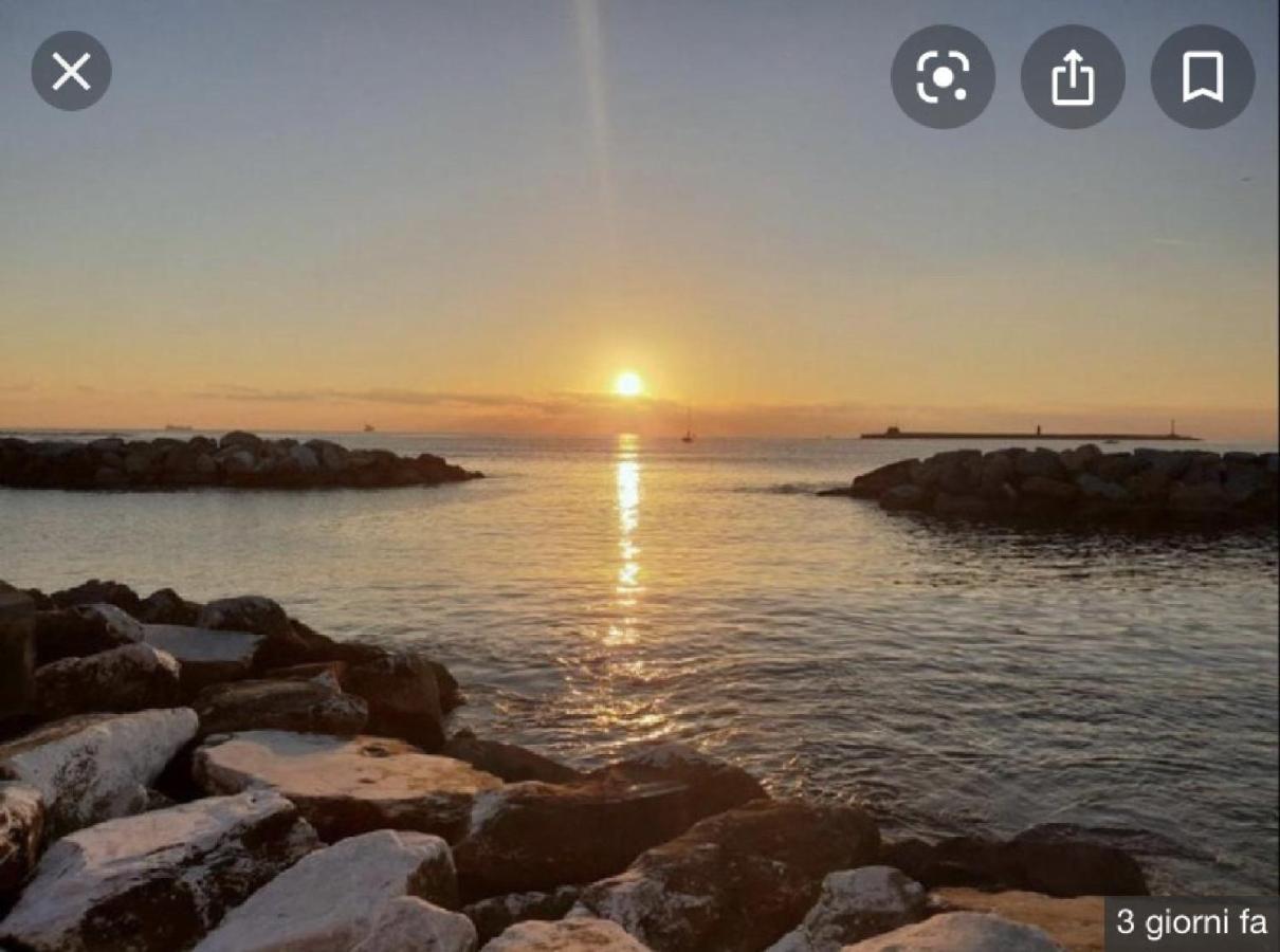Appartement Casamieli, Nuovo, Vicino Al Porto Al Mare E Al Centro à Livourne Extérieur photo