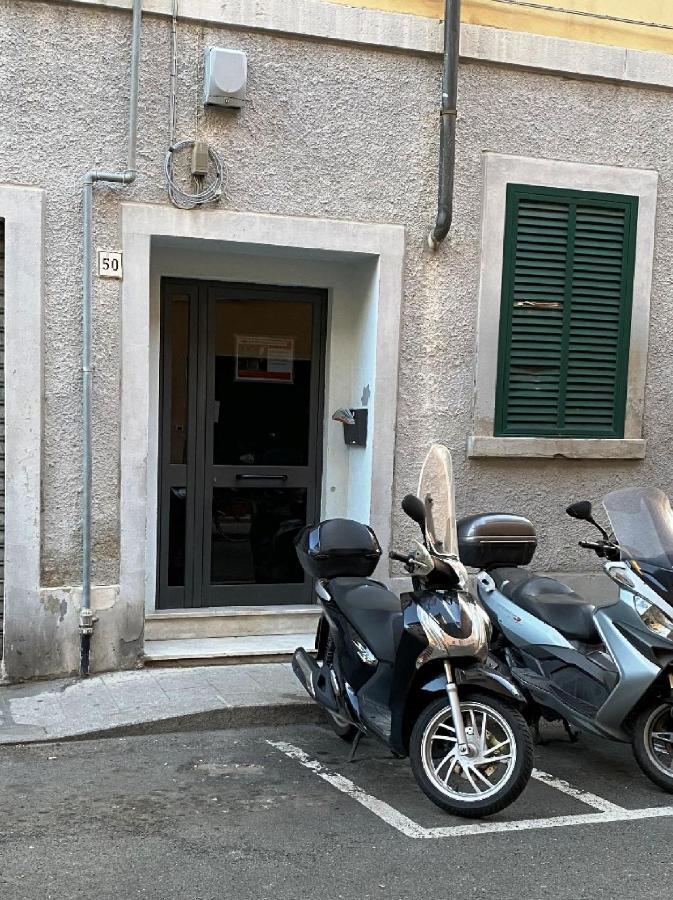 Appartement Casamieli, Nuovo, Vicino Al Porto Al Mare E Al Centro à Livourne Extérieur photo